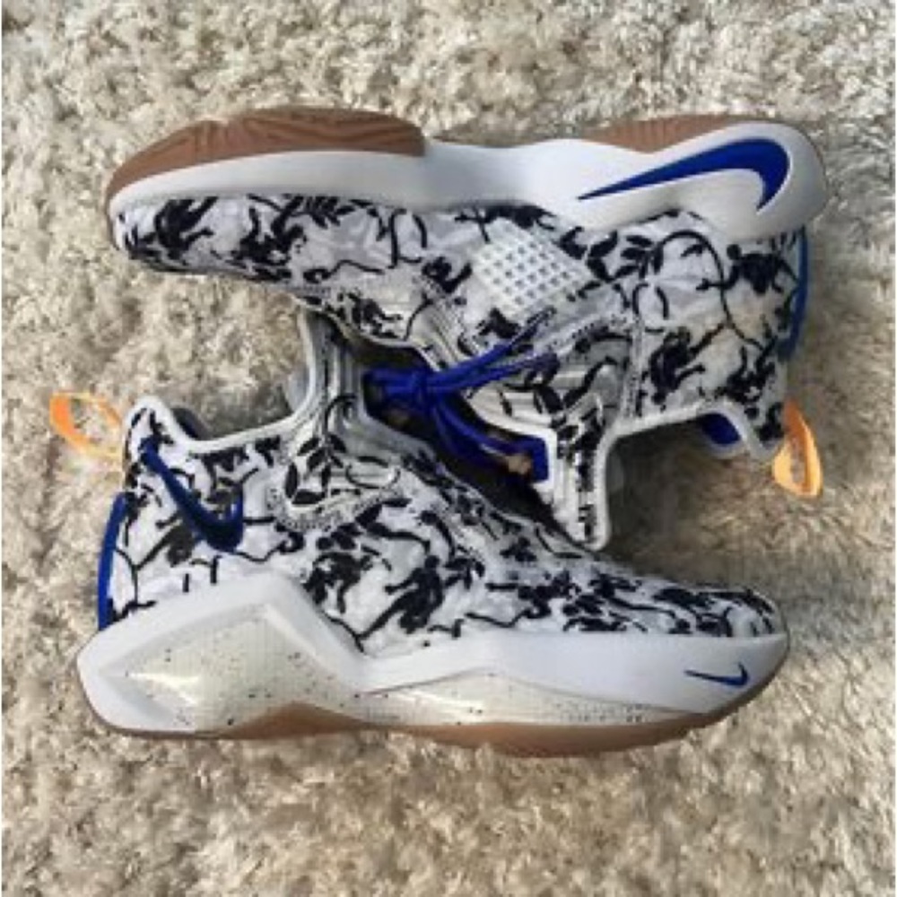Men’s Lebron James - Soldier 14 Sneakers - Size 11